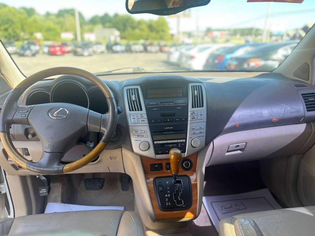 2004 Lexus RX 330 Image 8