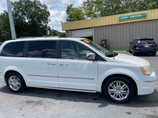 Image for 2008 Chrysler Town & Country Limited ID: 6651943