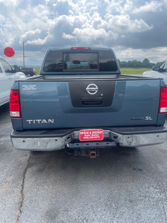 2011 Nissan Titan Image 9