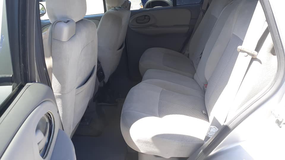 2008 Chevrolet Trailblazer Image 2