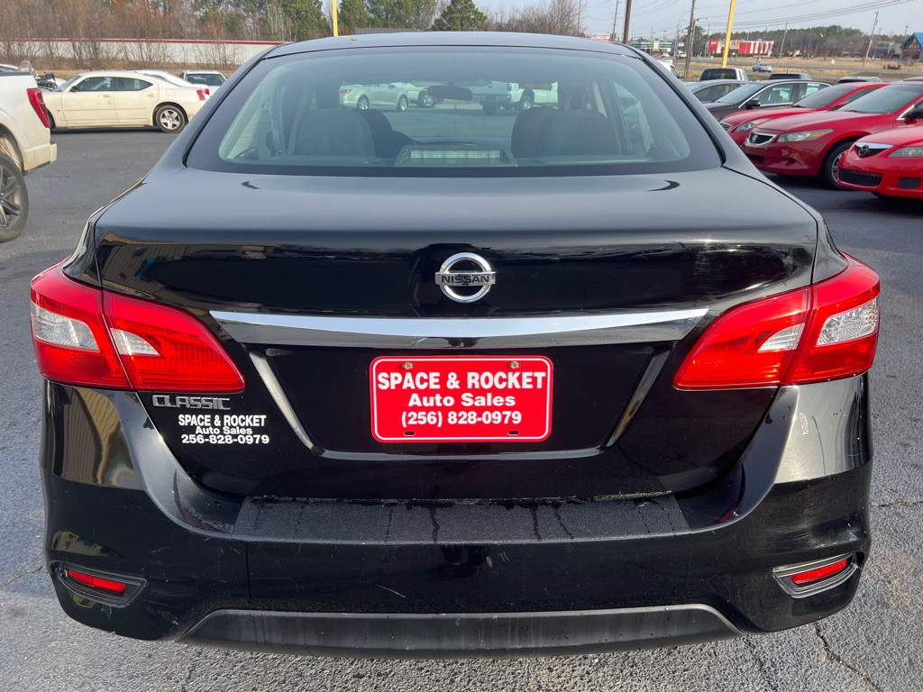 2017 Nissan Sentra Image 6