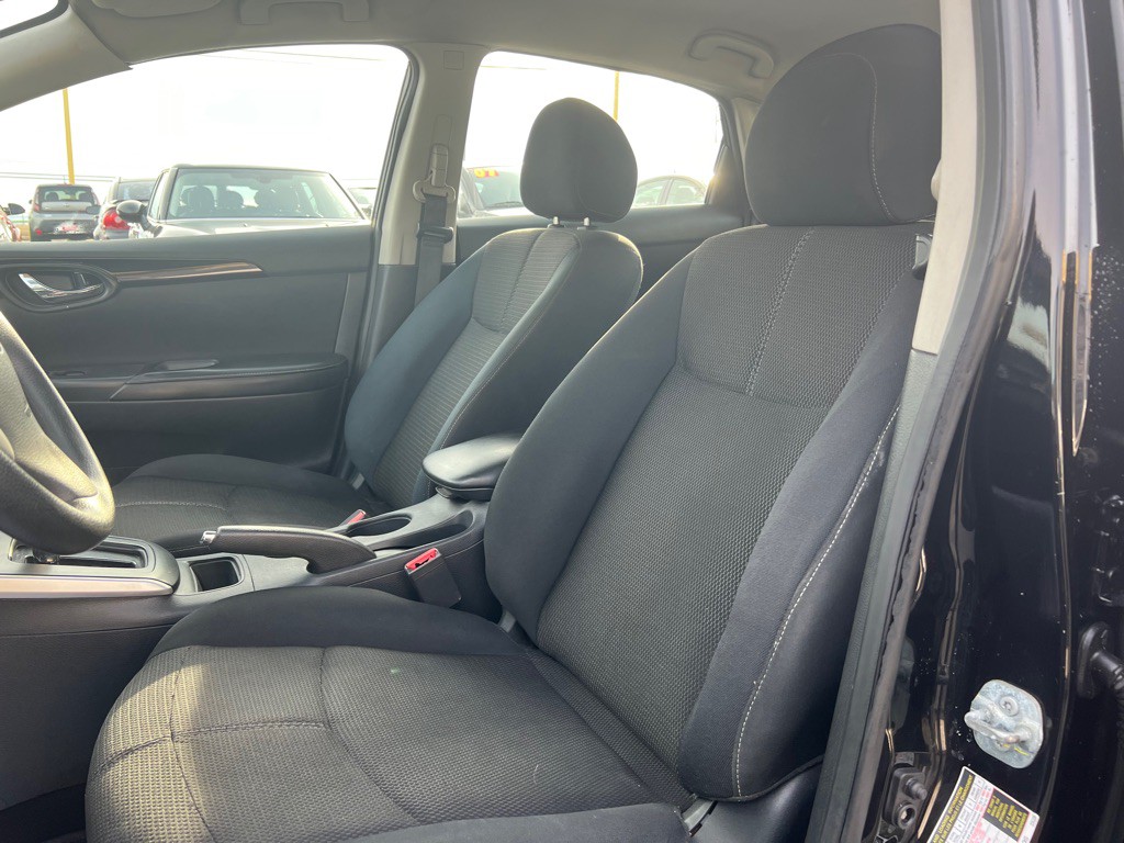 2017 Nissan Sentra Image 8