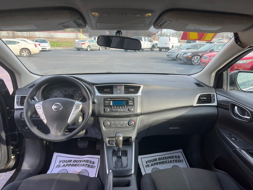 2017 Nissan Sentra Image 11