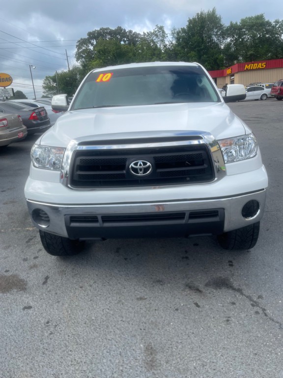 2010 Toyota Tundra Image 2