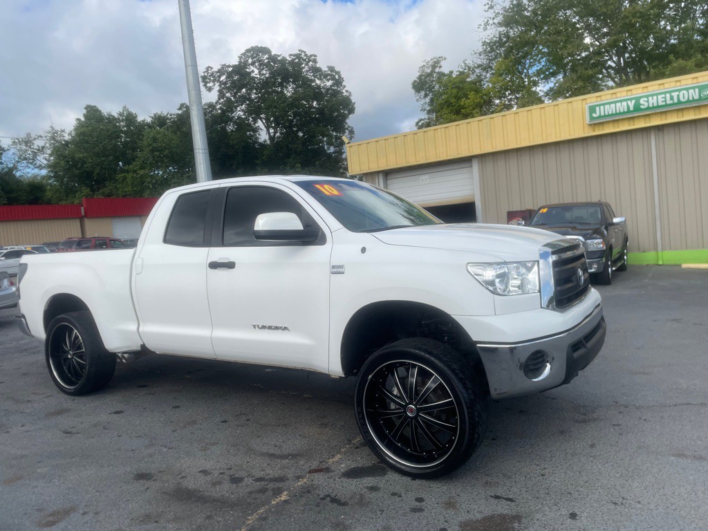 2010 Toyota Tundra Image 3