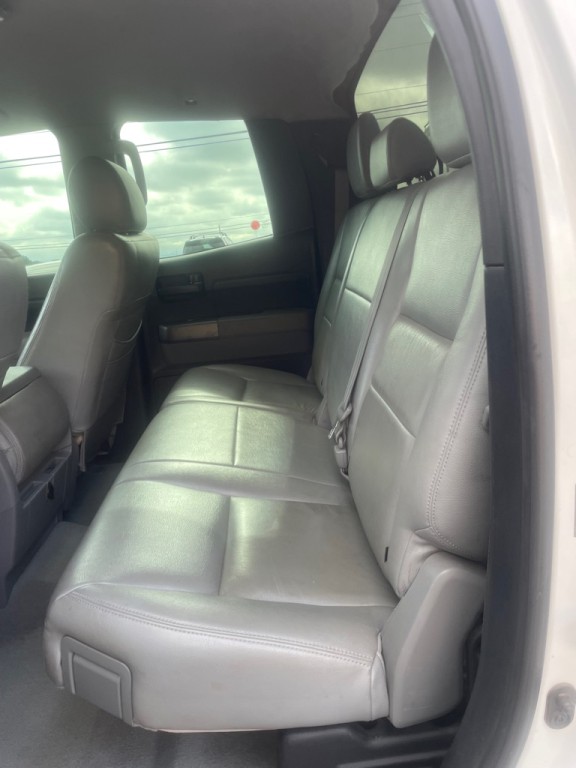 2010 Toyota Tundra Image 5
