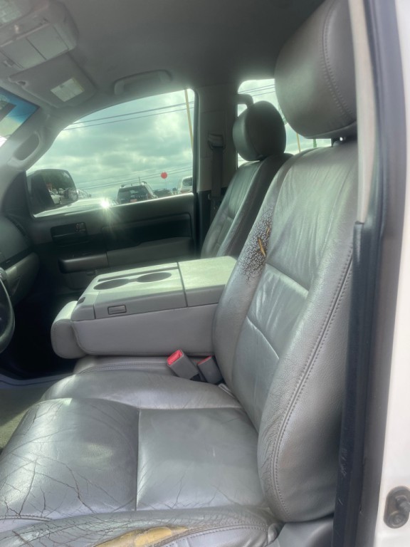 2010 Toyota Tundra Image 6