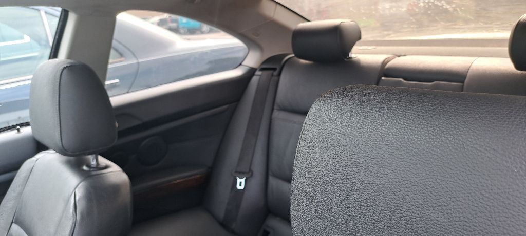 2007 BMW 3 Series Image 8