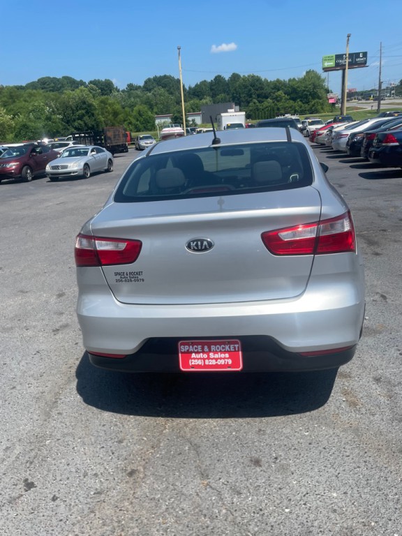 2017 Kia Rio Image 3