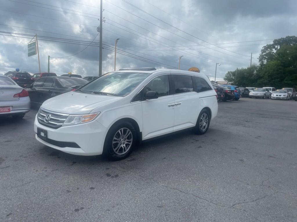 2013 Honda Odyssey Image 2