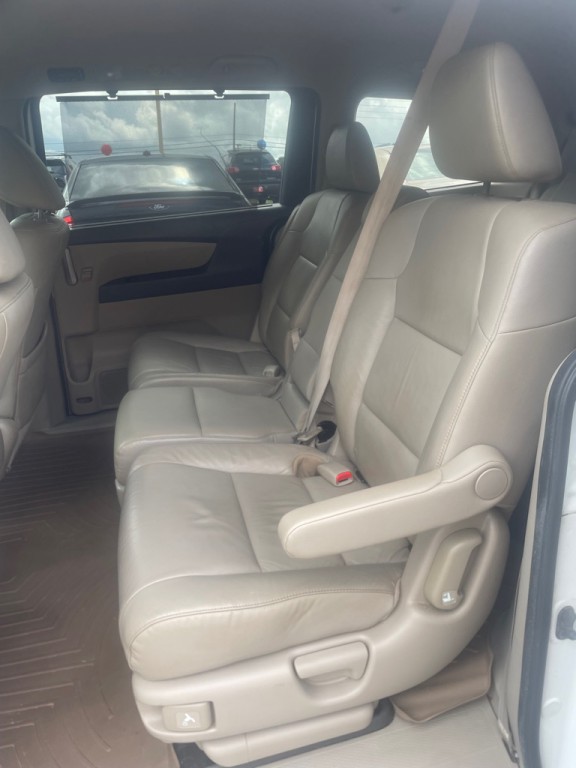 2013 Honda Odyssey Image 5