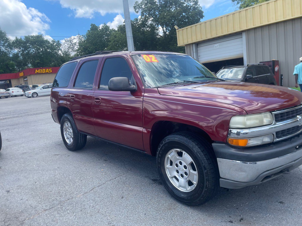 2002 Chevrolet Tahoe Image 12