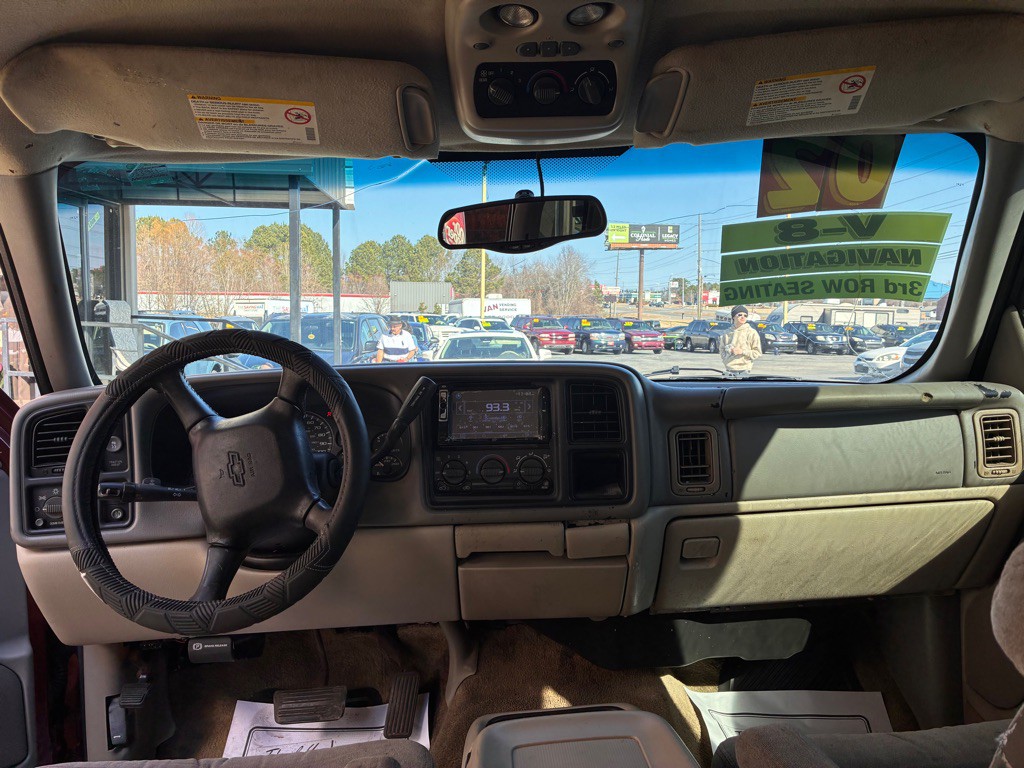 2002 Chevrolet Tahoe Image 6