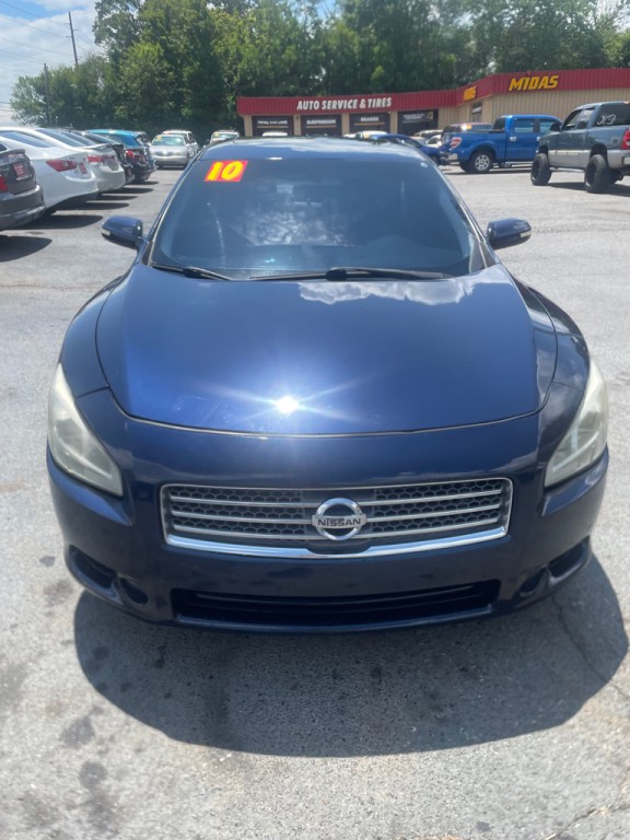 2010 Nissan Maxima Image 2