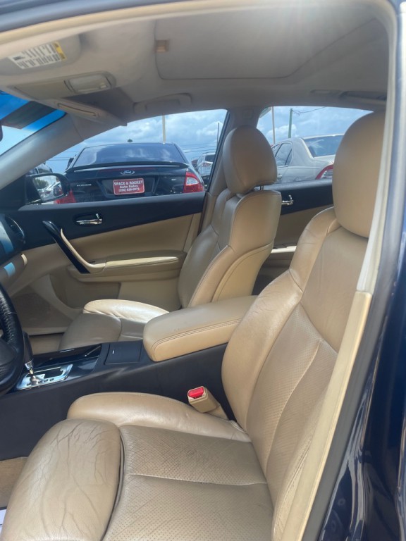 2010 Nissan Maxima Image 6