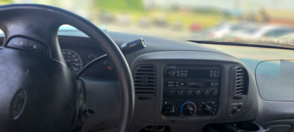 1998 Ford F-150 Image 3