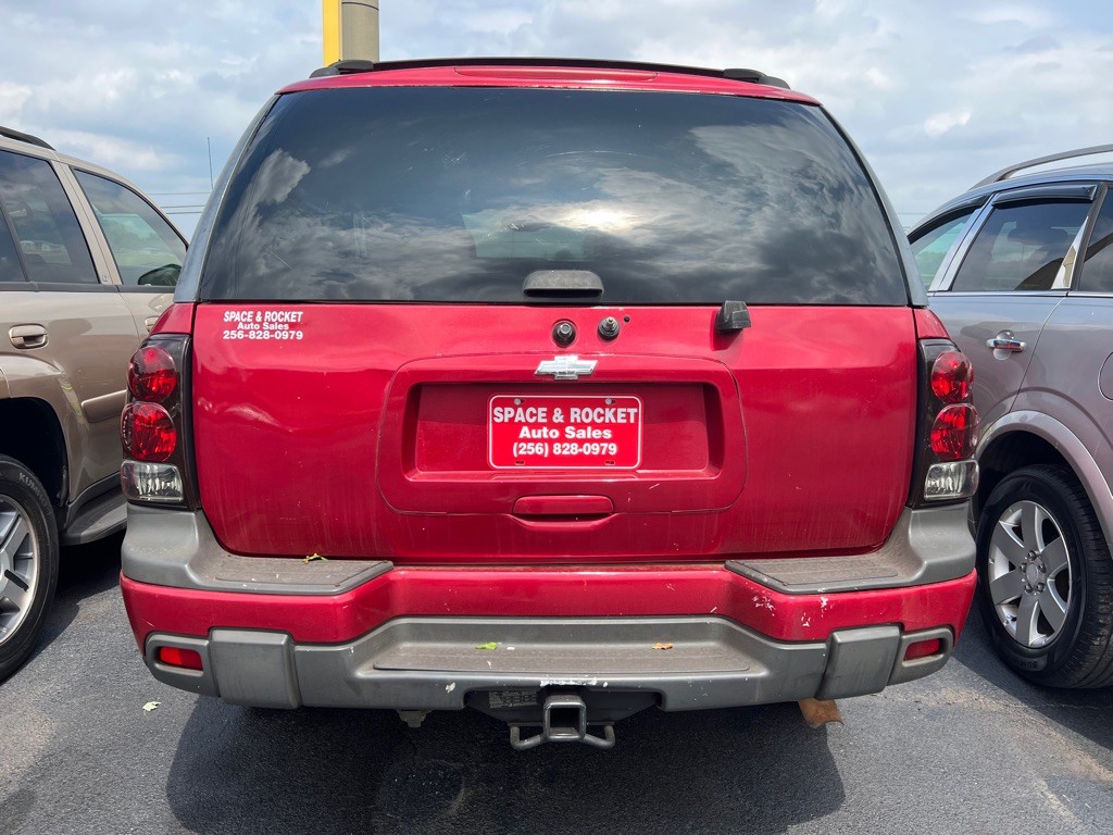 2003 Chevrolet Trailblazer Image 1