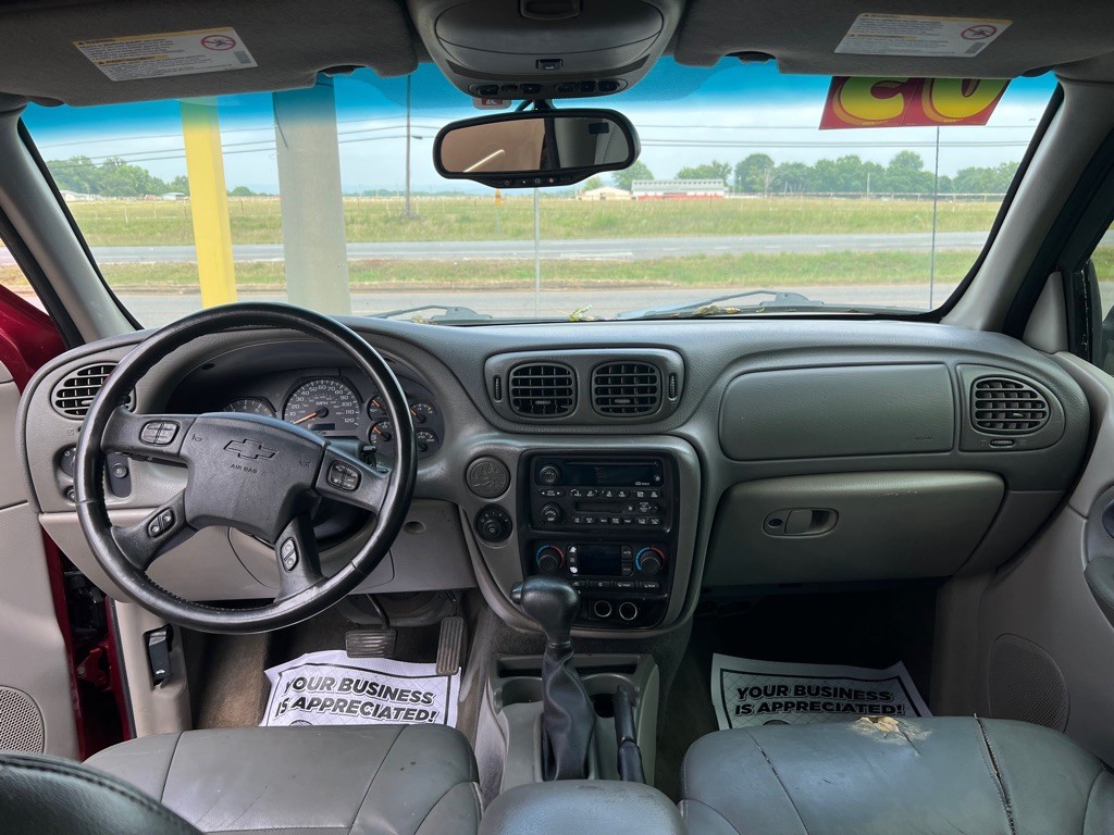 2003 Chevrolet Trailblazer Image 9