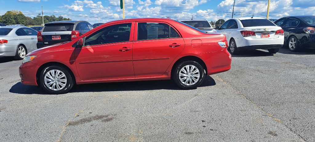 2010 Toyota Corolla Image 2