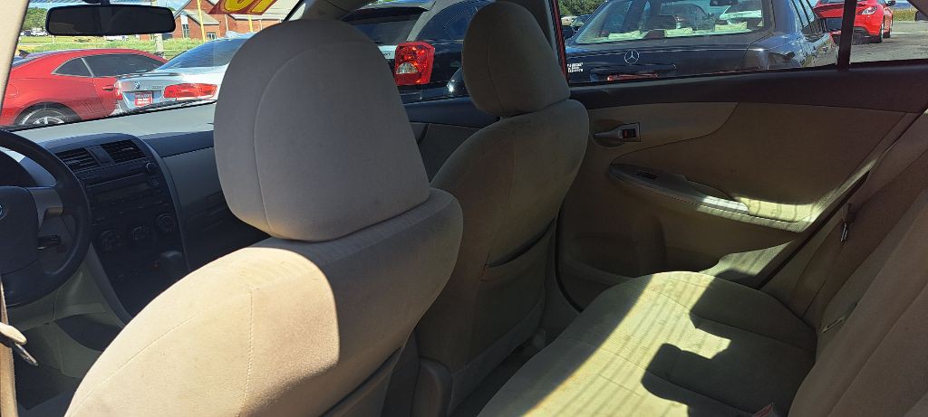 2010 Toyota Corolla Image 7