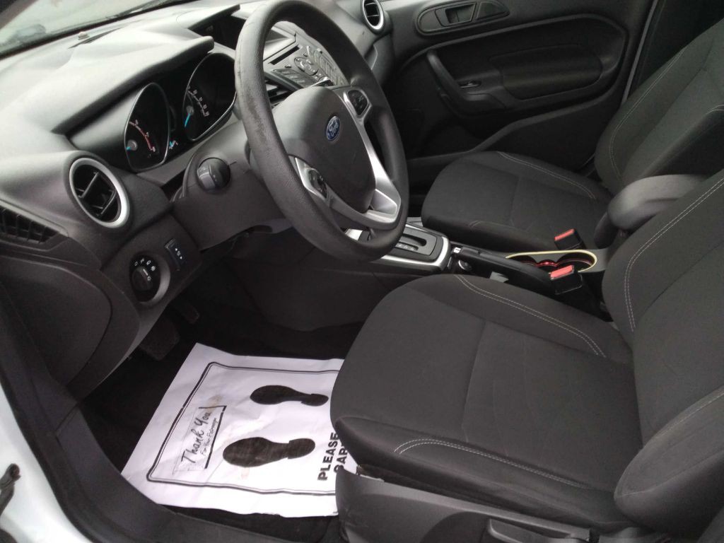 2018 Ford Fiesta Image 5