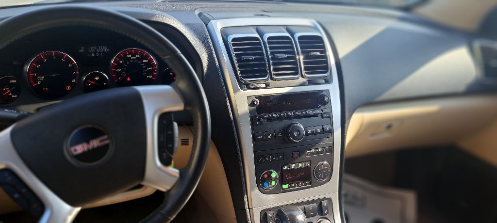 2011 GMC Acadia Image 5