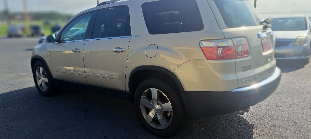 2011 GMC Acadia Image 10