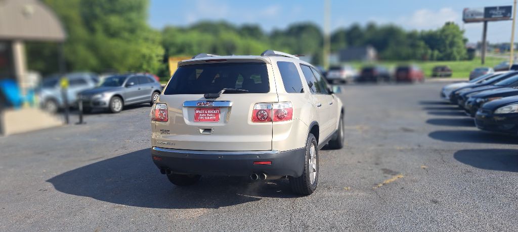 2011 GMC Acadia Image 13