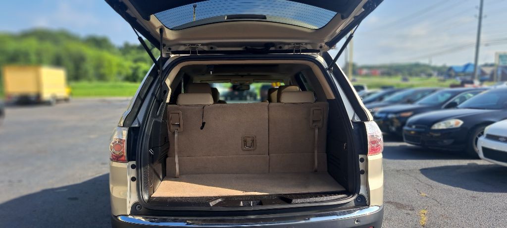 2011 GMC Acadia Image 9