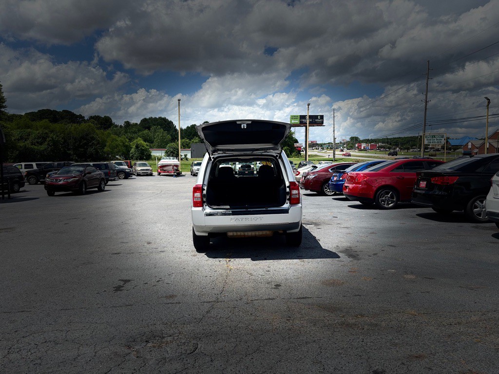 2009 Jeep Patriot Image 18