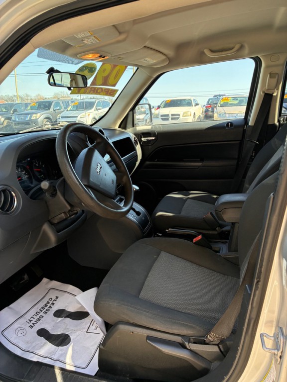 2009 Jeep Patriot Image 4