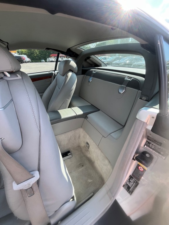 2005 Mercedes-Benz SL-Class Image 31