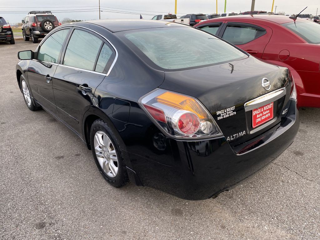 2010 Nissan Altima Image 5