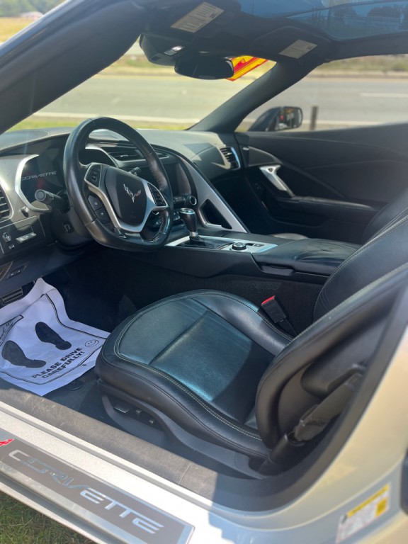 2017 Chevrolet Corvette Image 13