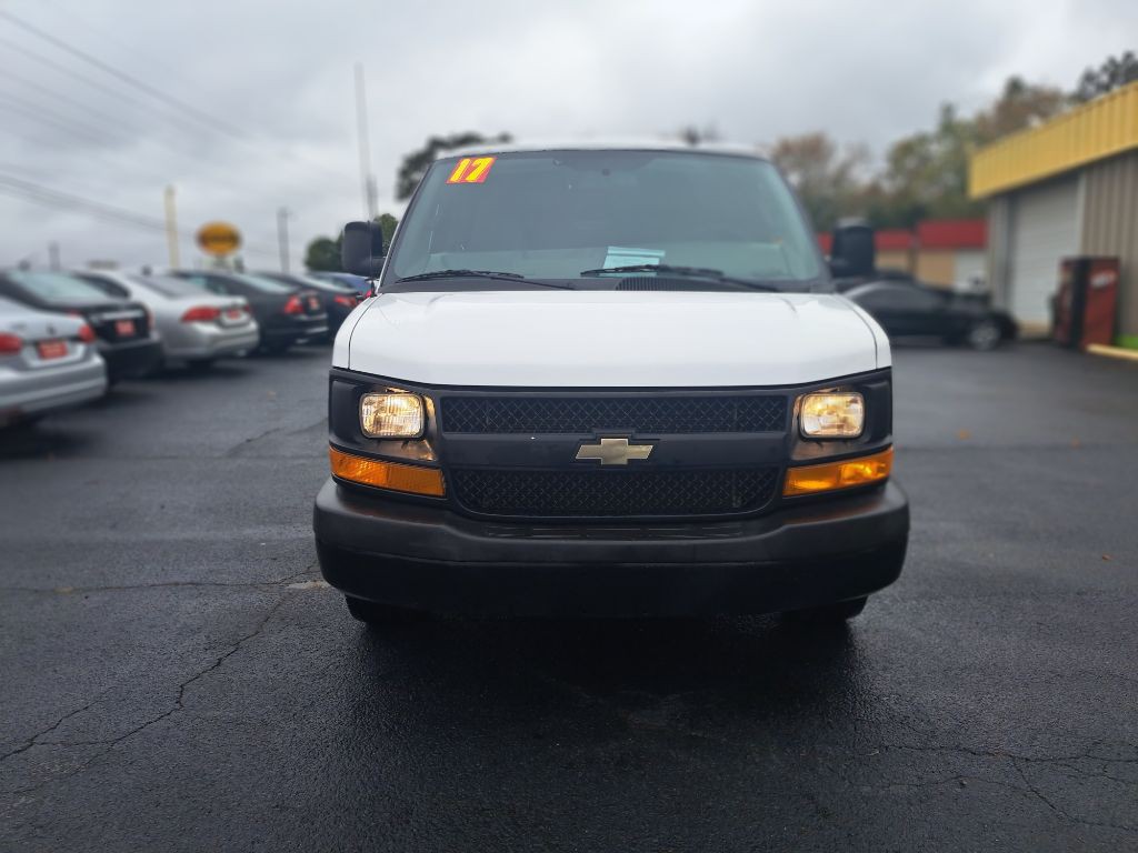 2017 Chevrolet Express Image 1