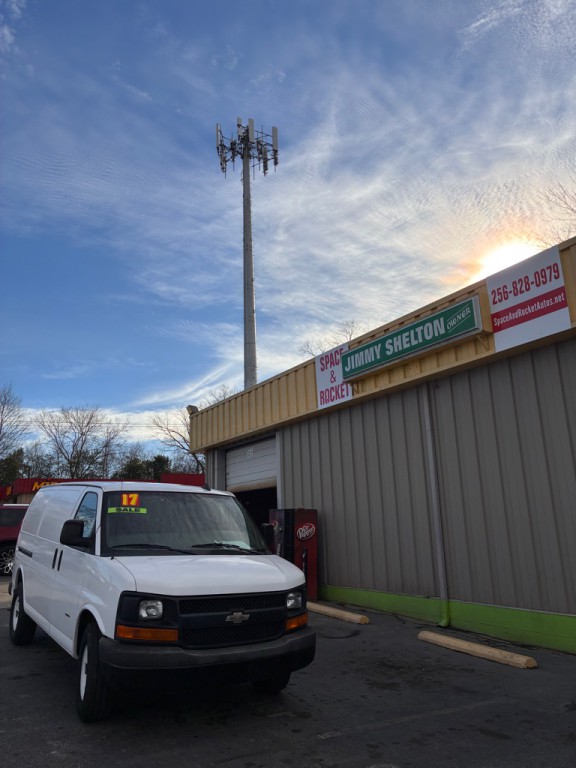 2017 Chevrolet Express Image 2
