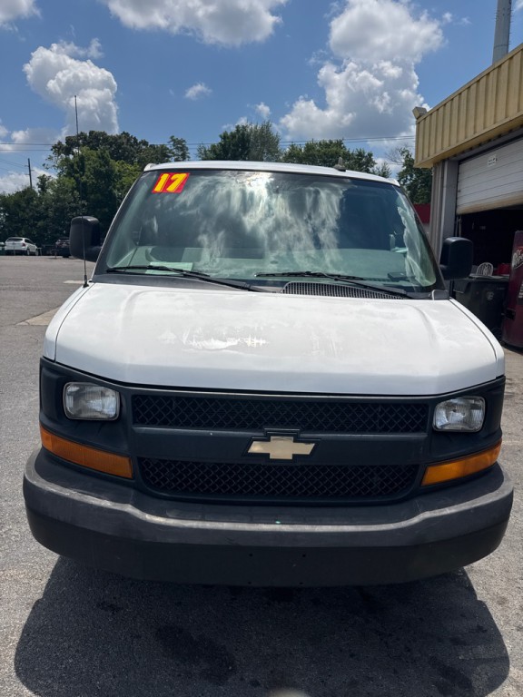 2017 Chevrolet Express Image 2