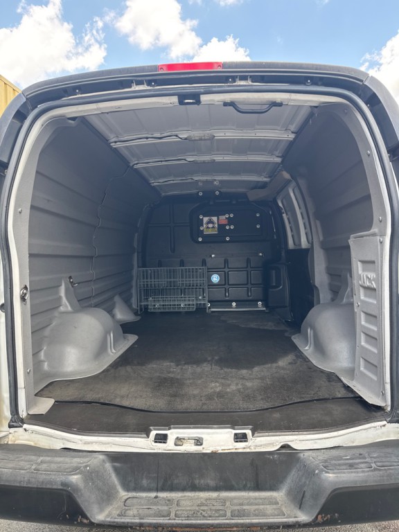 2017 Chevrolet Express Image 5