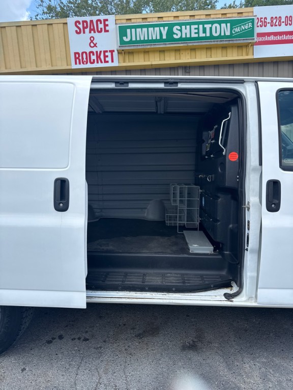 2017 Chevrolet Express Image 6