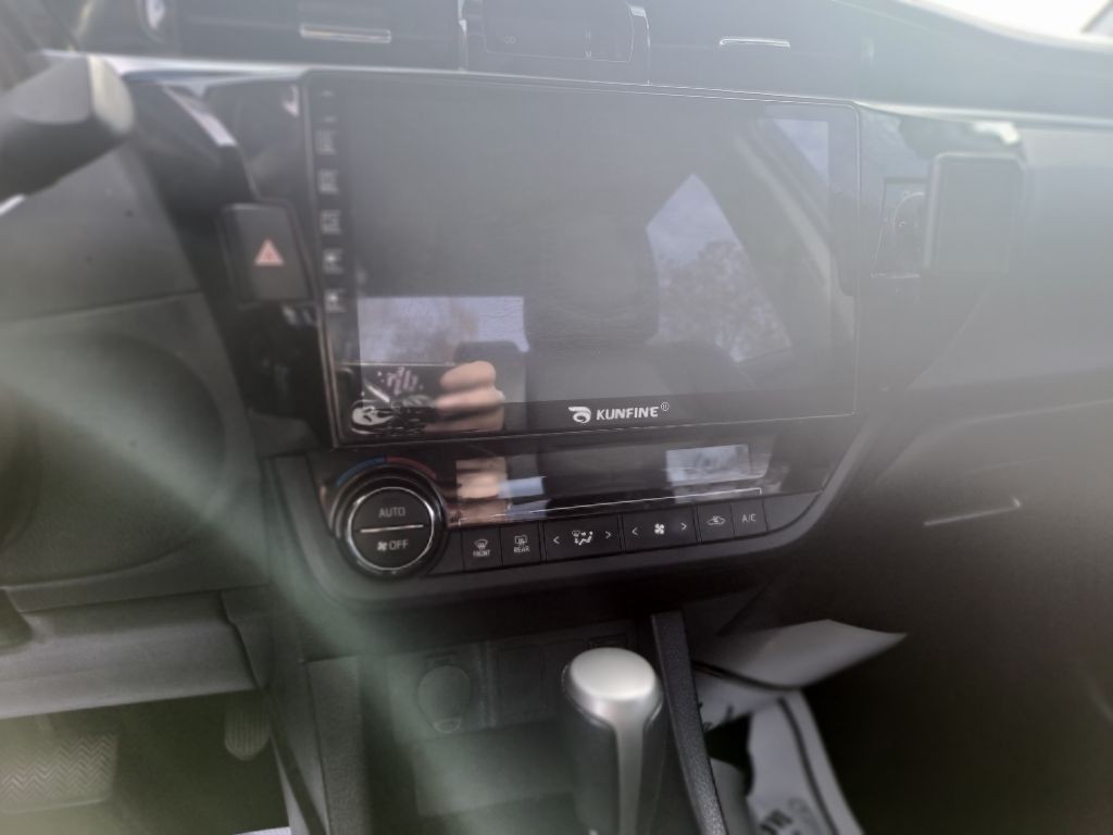 2014 Toyota Corolla Image 11