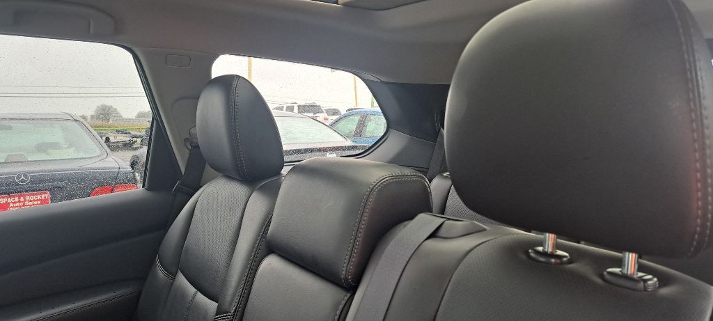 2014 Nissan Pathfinder Image 8