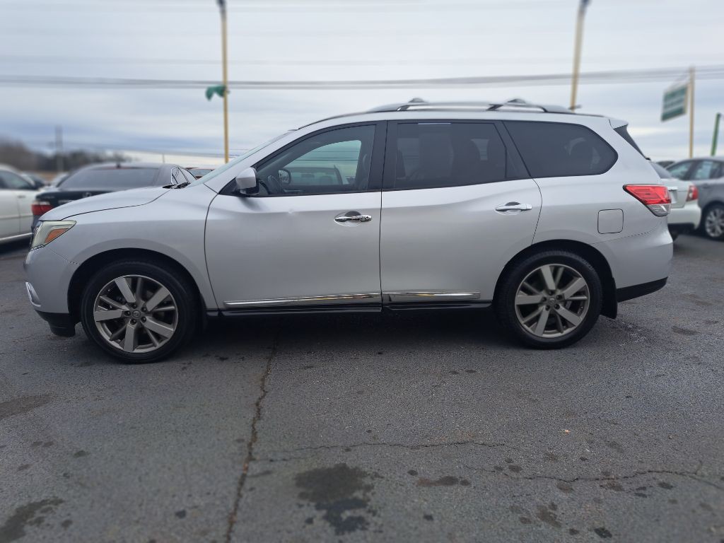 2014 Nissan Pathfinder Image 16