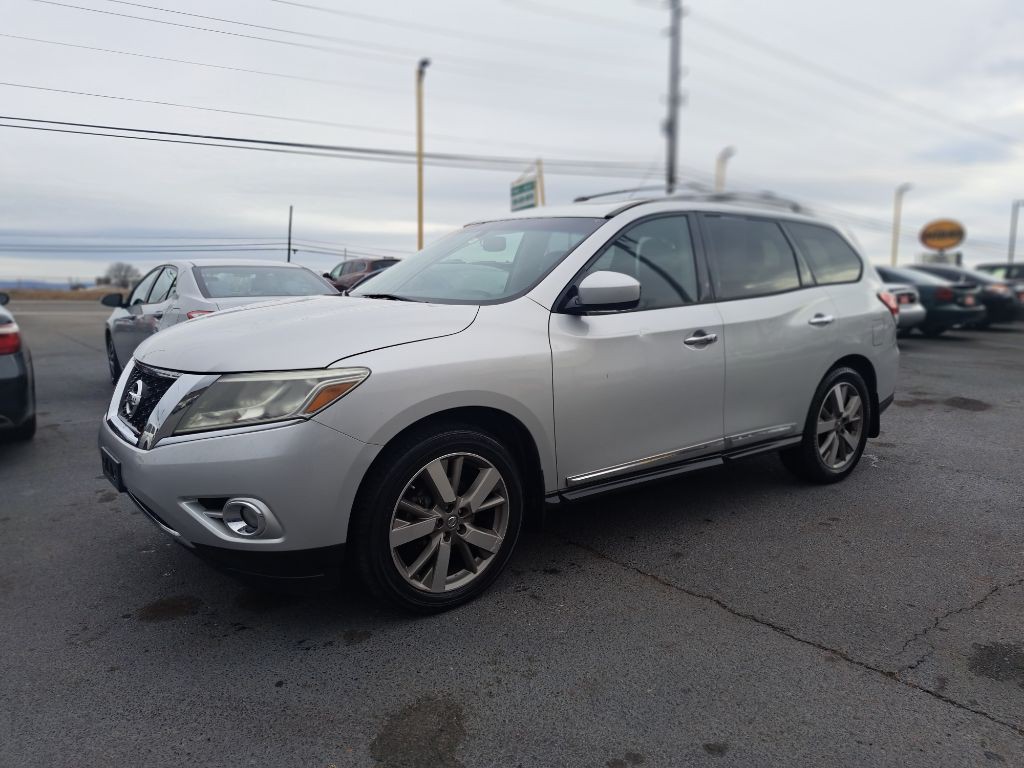 2014 Nissan Pathfinder Image 17