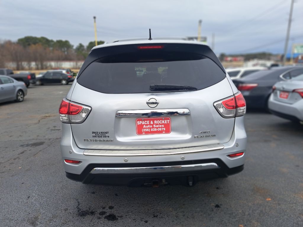 2014 Nissan Pathfinder Image 21