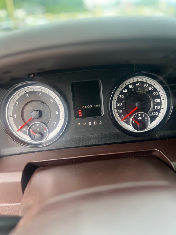 2014 RAM 1500 Image 11