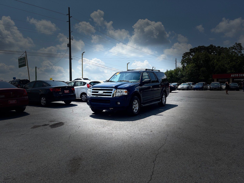 2010 Ford Expedition Image 3
