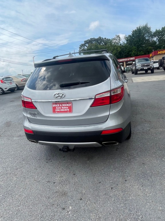 2015 Hyundai Santa Fe Image 4