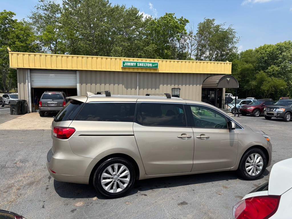 2015 Kia Sedona Image 13