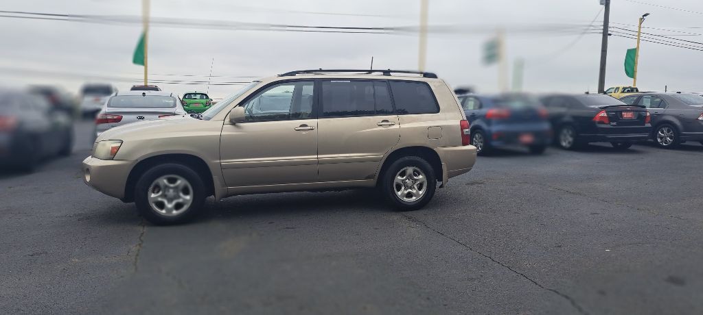 2005 Toyota Highlander Image 1