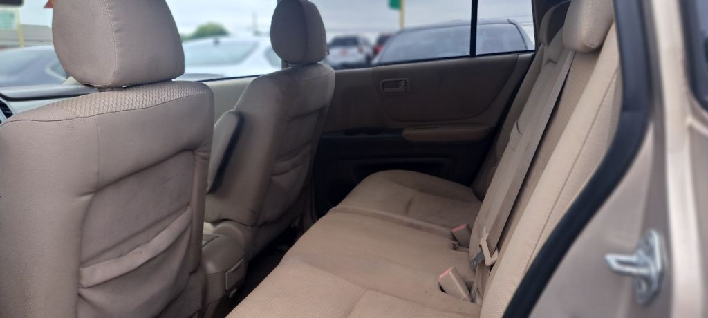 2005 Toyota Highlander Image 5